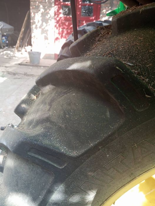 Комбаїн вольво 800