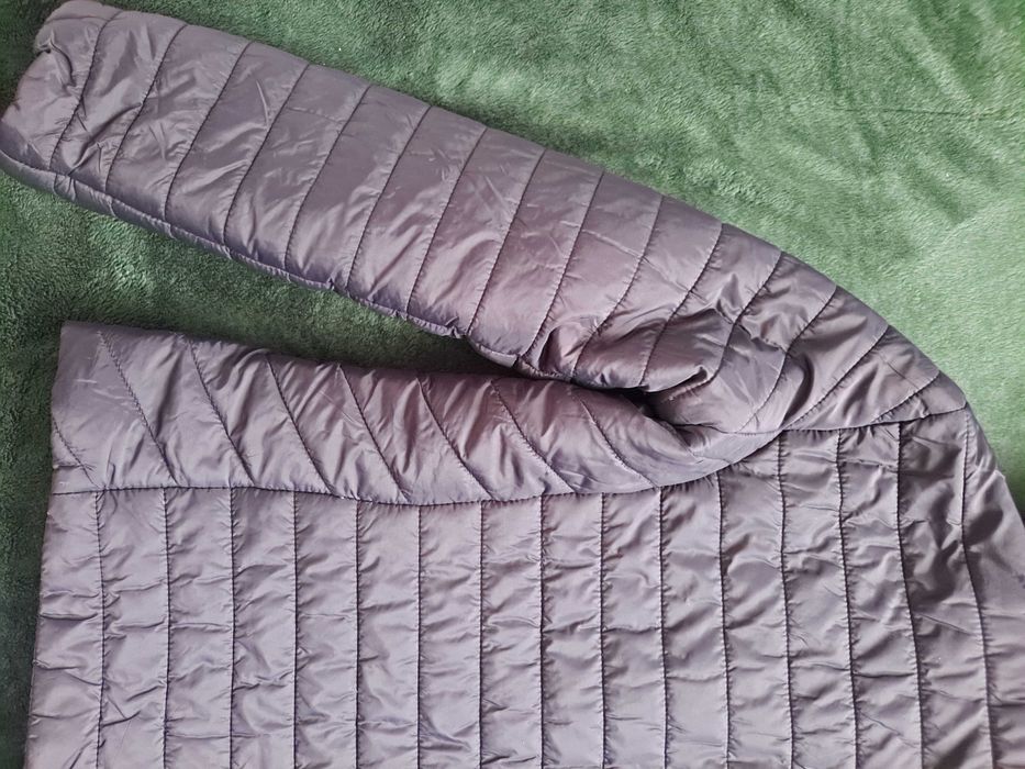 Przejściowa, pikowana kurtka Stradivarius