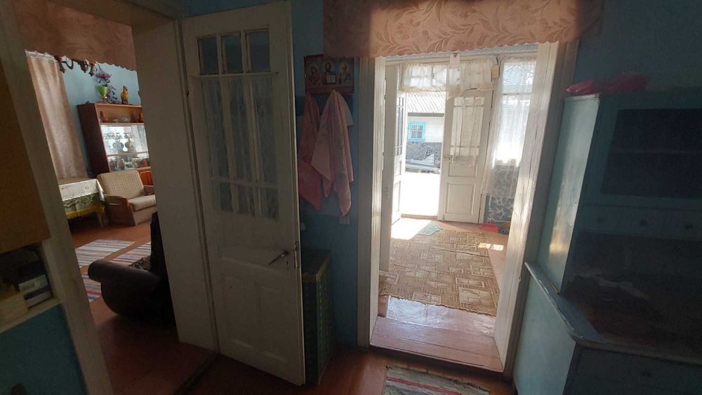 Пропонуємо до продажу будинок у затишному селі Борівці на вулиці Шевченка 6.