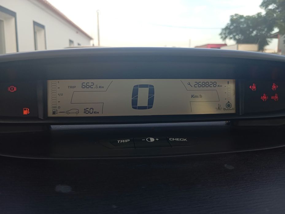 Citroen C4 1.6 HDI 110cv VTR pack
