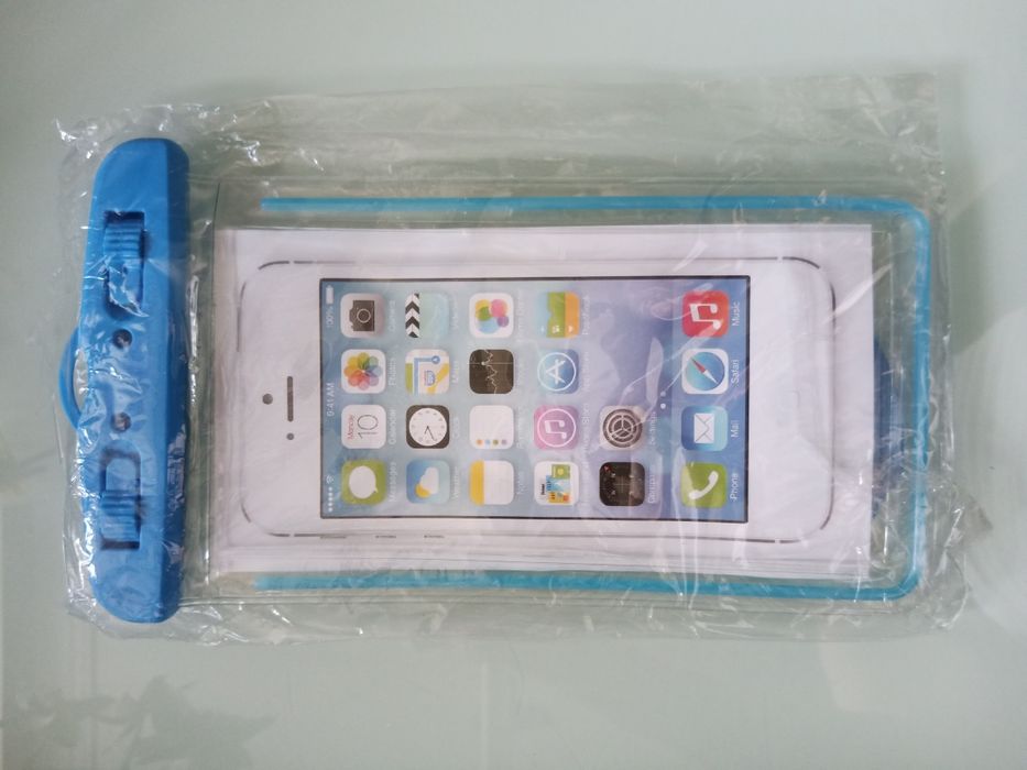 Влагозахисний чехол на телефон