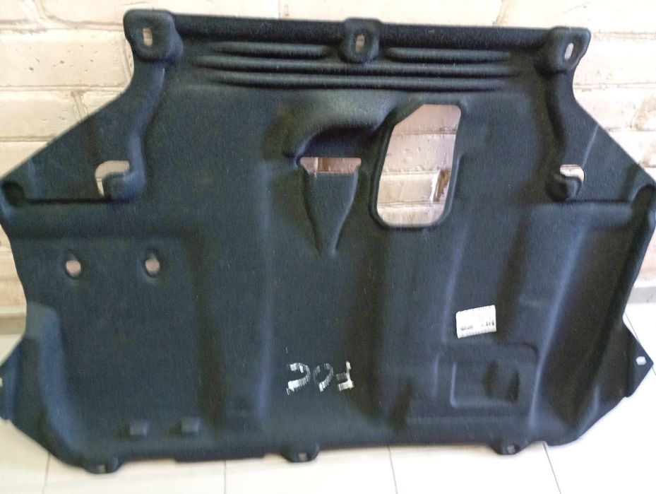 Шумоізоляція капота Форд (фокус і сієра)