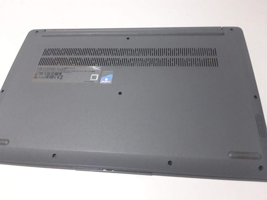 Portatil Lenovo Ryzen 7 5700U SSD 1TB