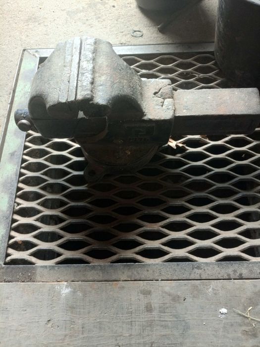 Тиски слесарні 120 мм