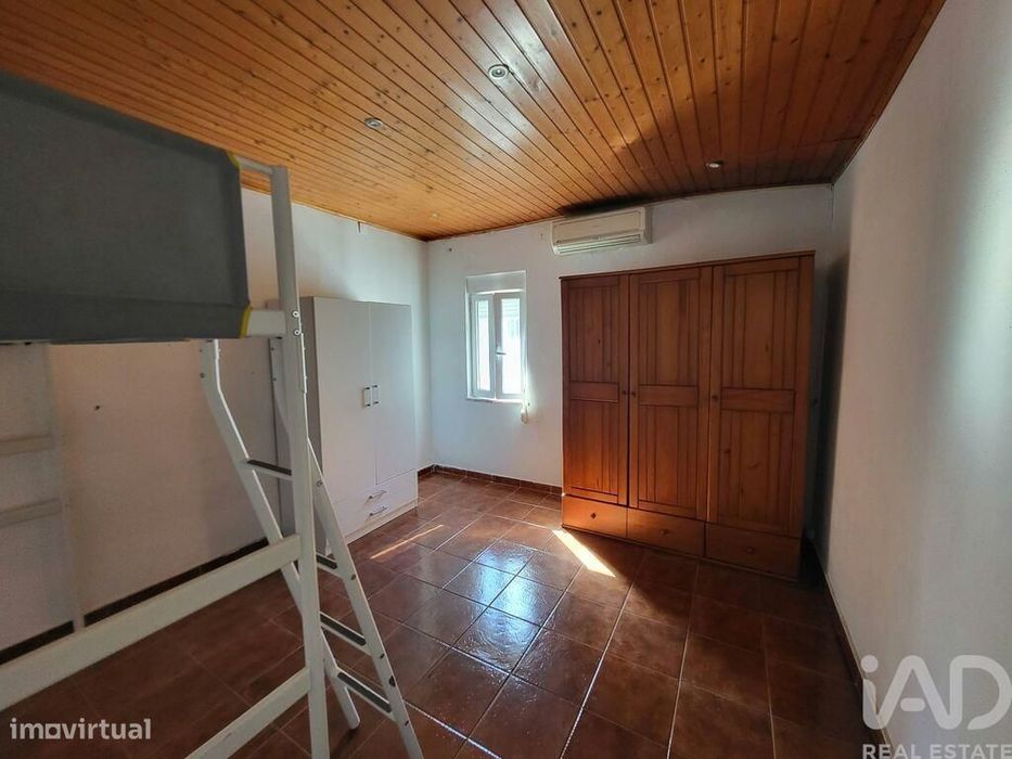 Apartamento T2 em Algés, Linda-a-Velha e Cruz Quebrada-Dafundo