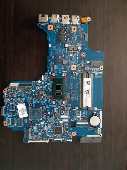 HP 17 Bs sprawna w 100% płyta główna  i3 7 gen, DDR4