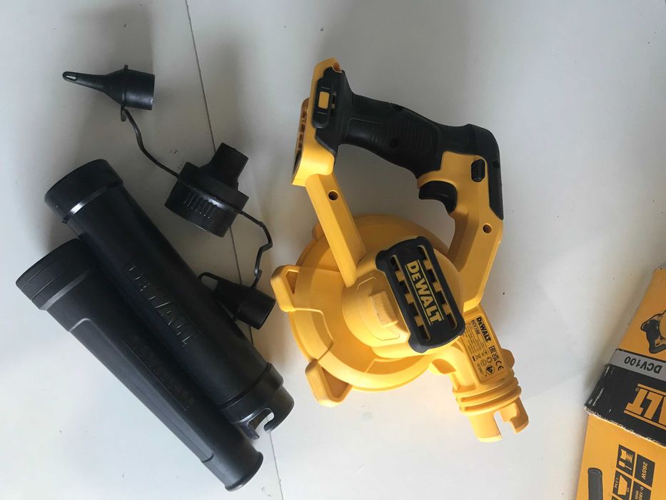 Повітродувка акумуляторна DeWALT DCV100 з Англії