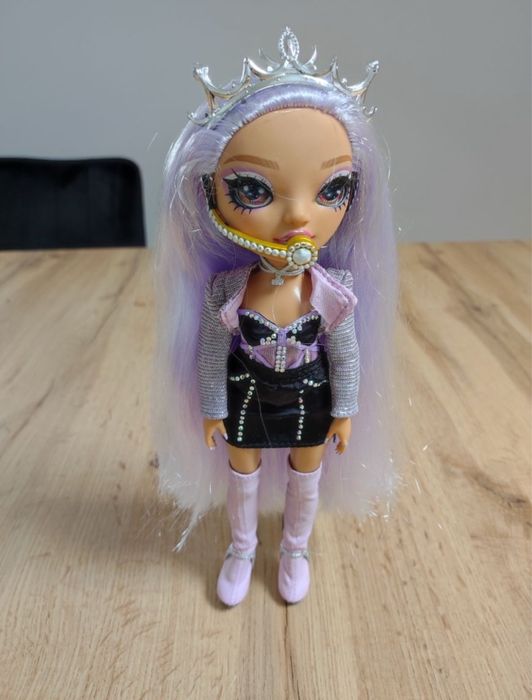 Rainbow high Tiara Song