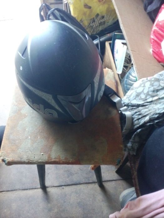 Шлем на скутер велосипедный100