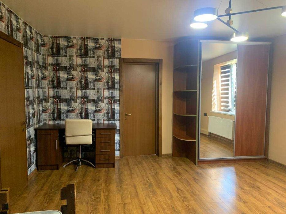 Продається доглянутий будинок у с. Ушня,  15 хвилин  від Золочева.