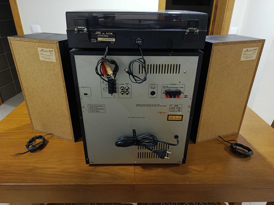 Conjunto Vintage JVC CA-E33LBK (Para Peças/Restauro) + Colunas SP-E35BKE