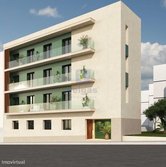 Apartamento Novo T2 no piso térreo, junto ao Colégio Rainha Dona Leono — Caldas Da Rainha - Santo Onofre E Serra Do Bouro, Leiria