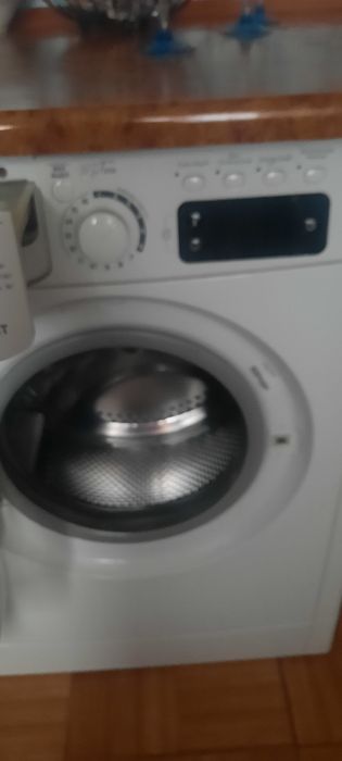 Пральна машина продається б/у