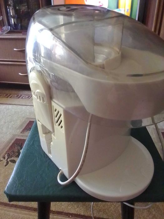 Продають  соковижималку  Скарлет