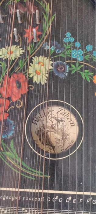 Stara cytra ,harfa duża