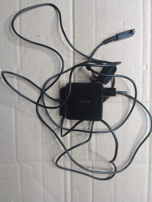 Зарядне до ноутбука блок живлення ASUS 19V 2.37A 45W (4.0×1.35mm)