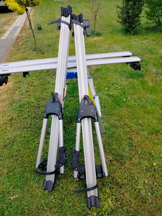 Bagażnik dachowy Thule + 2 uchwyty rowerowe na ramę — komplet Opel Insignia combi