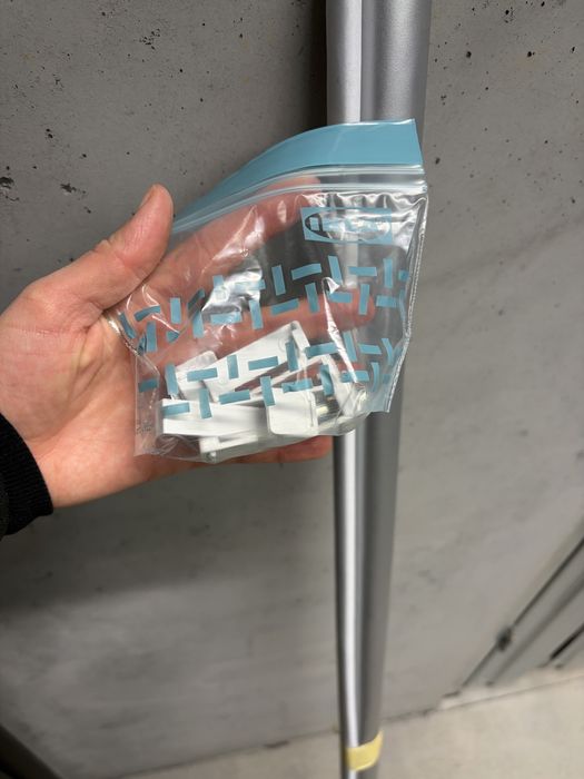 Nowa roleta zaciemniająca, termoizolacyjna, biała, 130x160cm