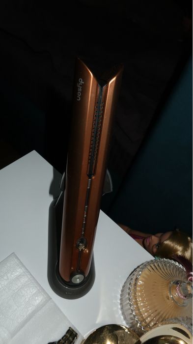 Dyson Special плойка ( утюжок )