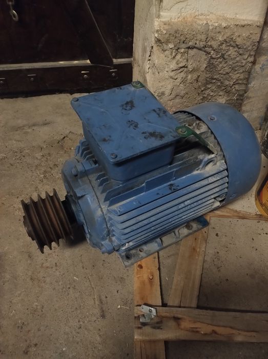 Silnik elektryczny