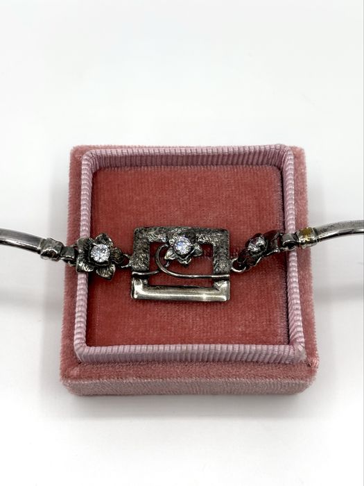 Srebrna bransoleta z cyrkoniami