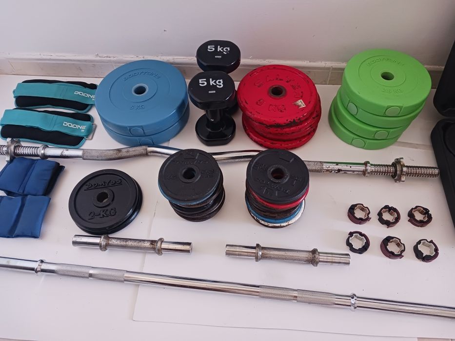 Material de musculação impecável