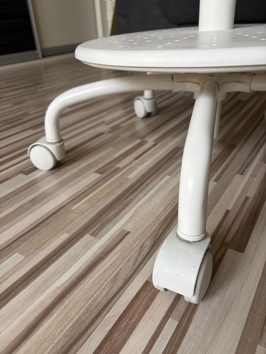 Krzeslo dziecięce do biurka Vimund Ikea