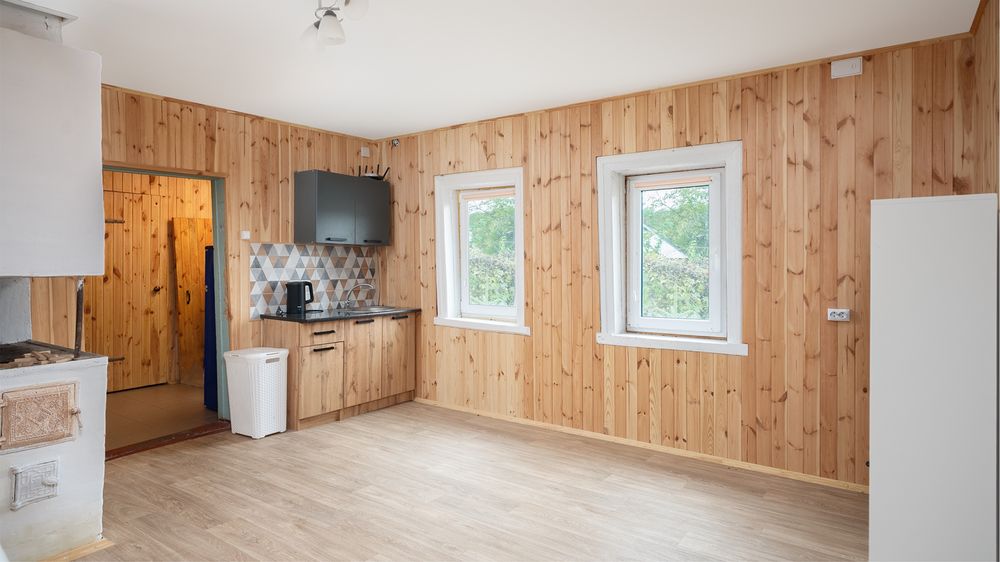 Будинок дача з ремонтом Седнев груба скважина погреб