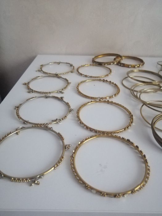 Жіноча  біжутерія, браслети