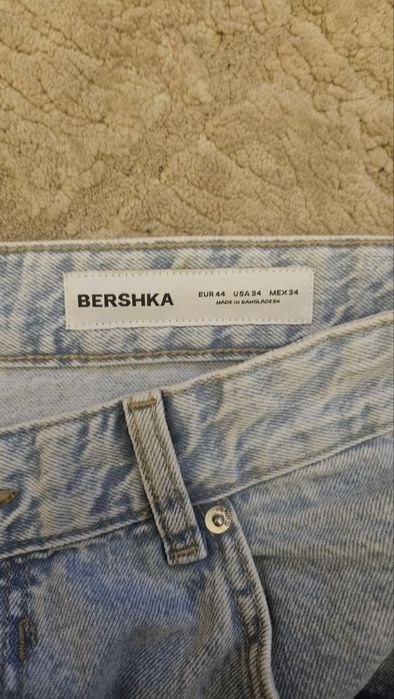 Flared jeans bershka