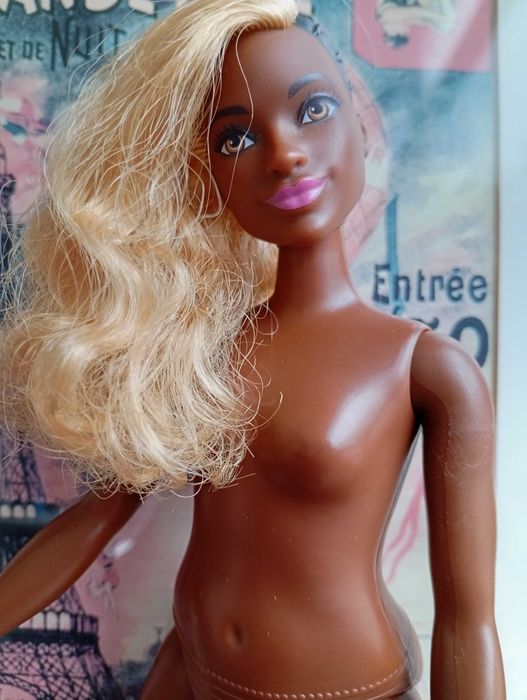 Bonecas Barbie apenas 5,50 cada