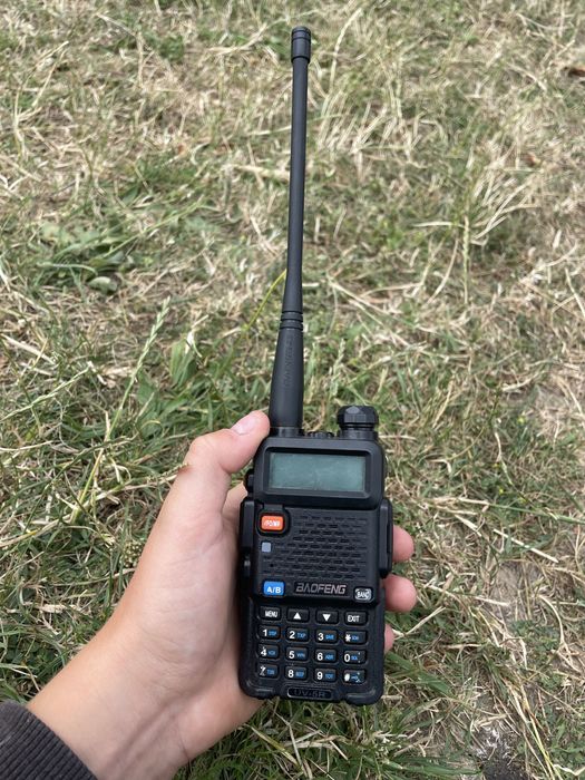 продам рацію uv-5r