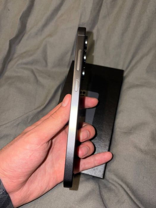 Samsung Galaxy S24 FE 256 GB – ідеальний стан