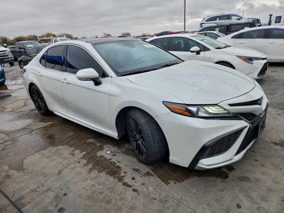 Toyota Camry XSE 2021