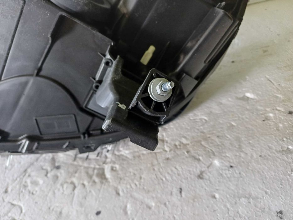 lampa prawa peugeot 208 II 2008 II full led 9855.524.880