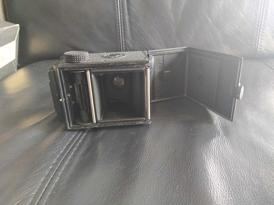 Maquina fotografica Lubitel 166. Completa com acessórios e documentos.