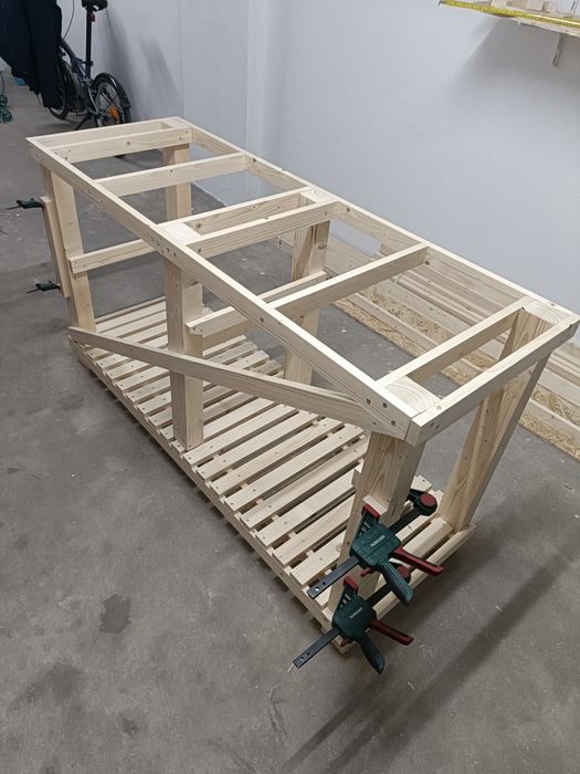 Bancada de trabalho com rodas