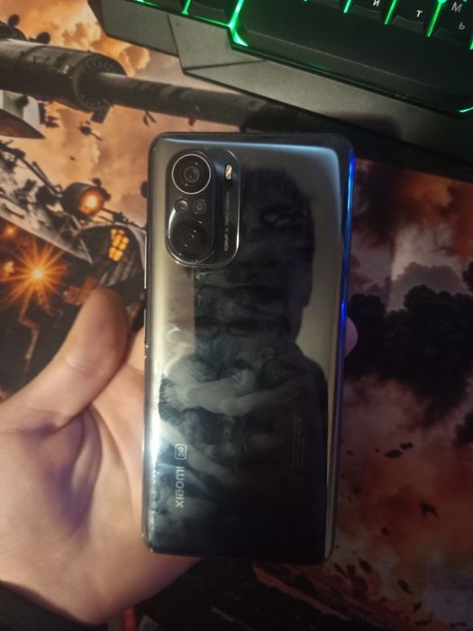 Продається телефон mi 11 pro