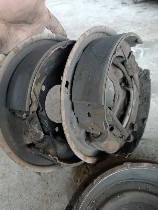 Тормозные Диски Форд Сиера Барабаны Тормозной Механизм Sierra