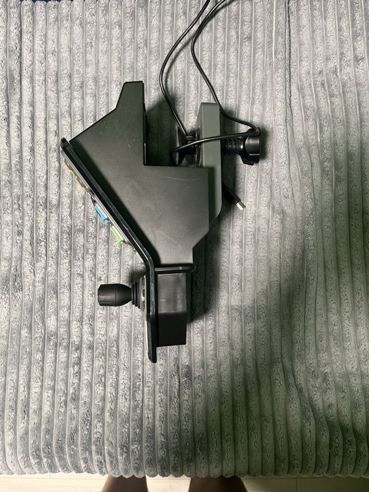 Kierownica logitech g29 plus shifter i boczny panel sterowania plus  stojak