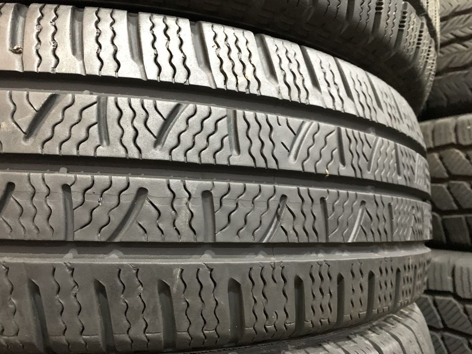 Шини б/у зима 205/65-16с Pirelli Carrier Winter