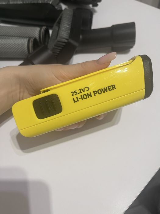 Додатковий акумулятор на пилосос karcher