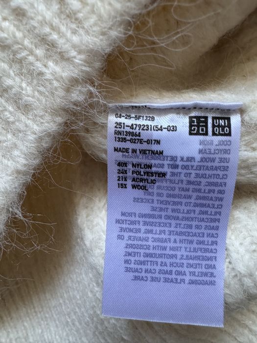 Теплий светр Uniqlo