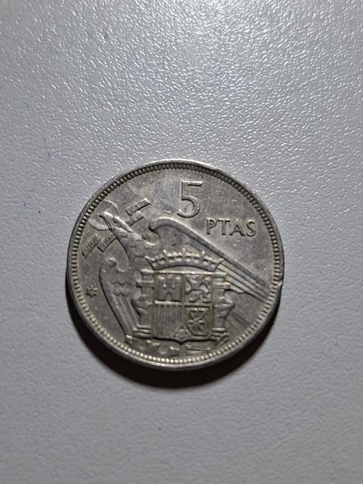 Moedas Raras de 5 pesetas -1957 e 1980/moedas  Two New Pences