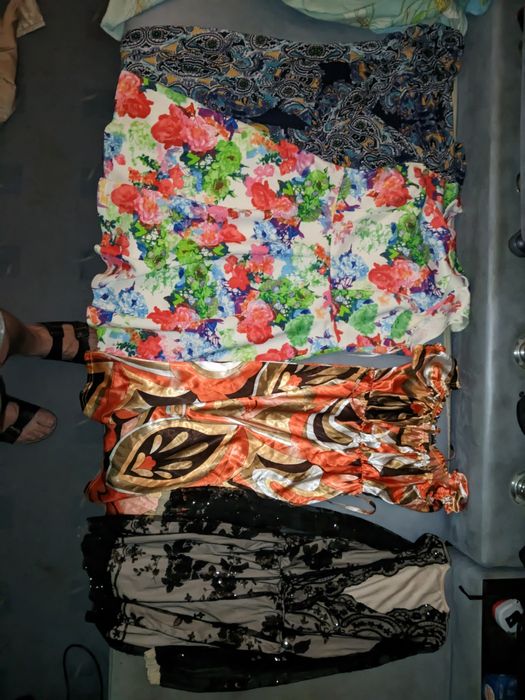 Жіночі речі лот 23 шт, плаття, кофти, куртка, штани розміри S, M