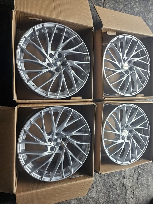 Felgi alumniowe 5x112 8j et 30 19" gmp italia