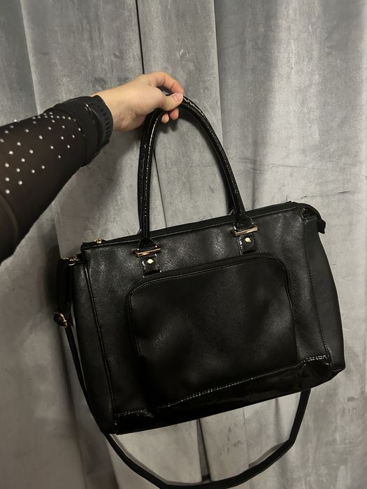 Torba do ręki oraz na malego laptopa