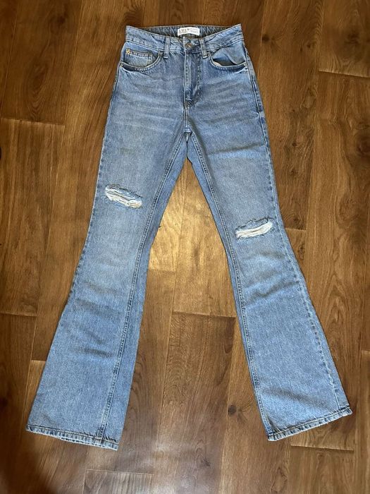 Джинси кльош) Zara