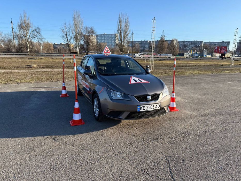 Автоинструктор Днепр уроки вождения