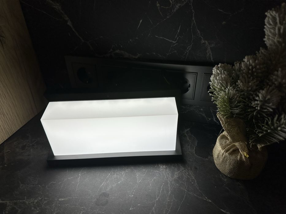 Настінний світильник